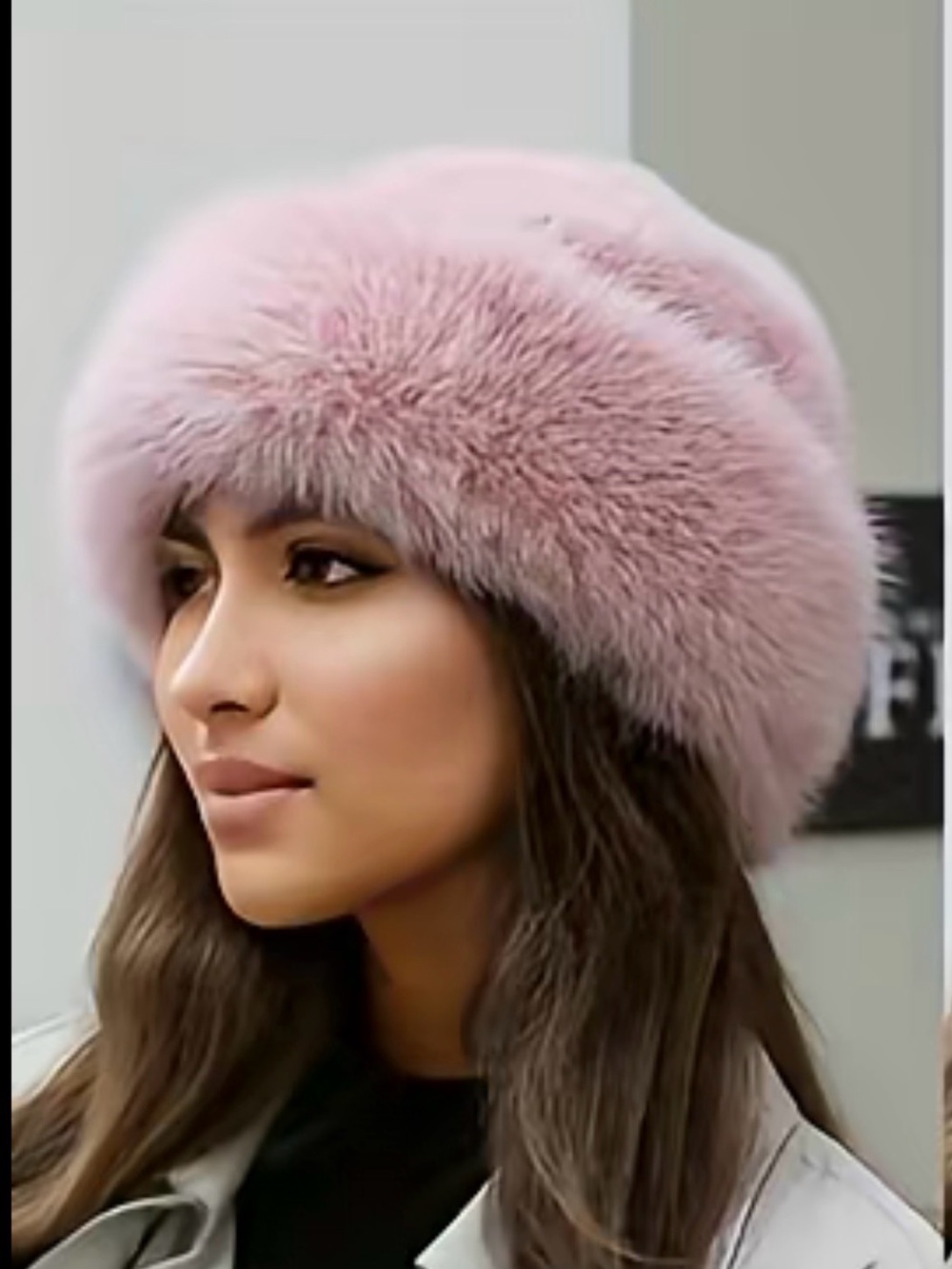 New Women's Pink Solid Winter Hat, Faux fur Trendy Fuzzy Warm Gorgeous